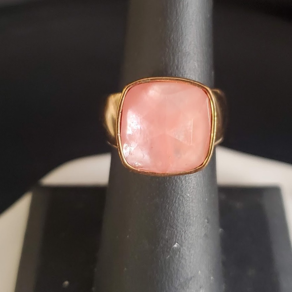 Kate Spade New York Gold Tone Pink Faceted Cushion Cut Statement Ring Size‎ 6